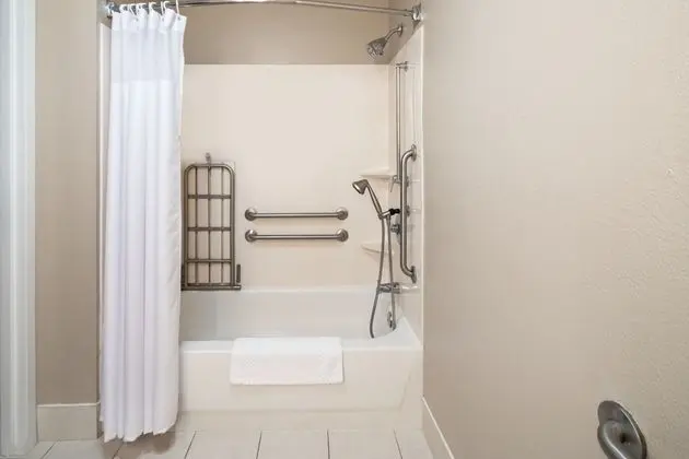 Stüdyo, Birden Çok Yatak (Mobility Accessible, Tub)