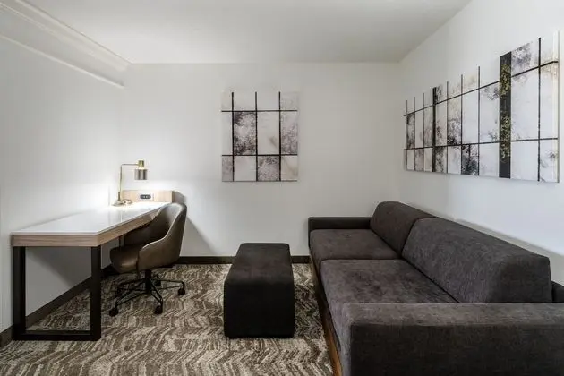 Süit, 1 En Büyük (King) Boy Yatak ve Çekyat (Mobility/Hearing Accessible, Tub)