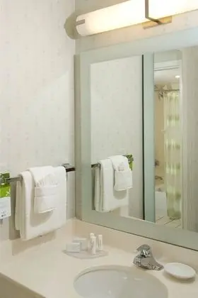 Süit, Birden Çok Yatak (Hearing Accessible)