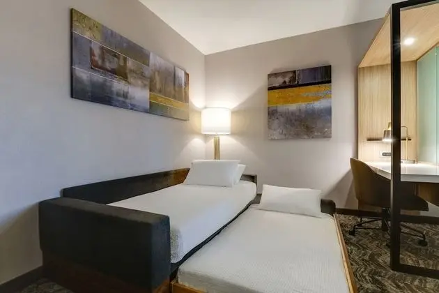 Oda, 1 En Büyük (King) Boy Yatak