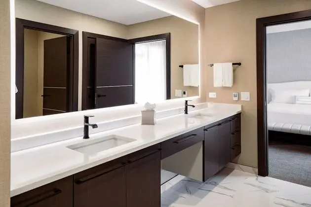 Çatı Katı Süiti (Penthouse), 1 En Büyük (King) Boy Yatak, Sigara İçilmez, Manzaralı