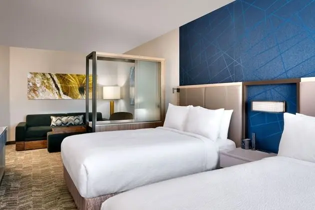 Süit, 2 Büyük (Queen) Boy Yatak, Sigara İçilmez