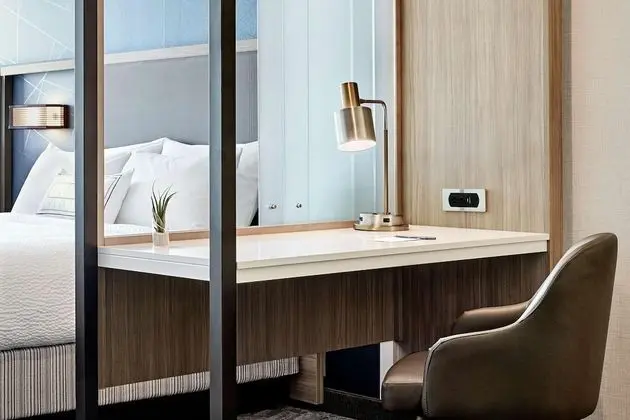 Süit, 1 En Büyük (King) Boy Yatak, Sigara İçilmez