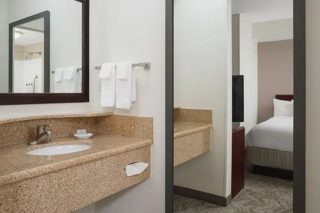 Süit, 2 Çift Kişilik Yatak (Mobility/Hearing Accessible, Tub)