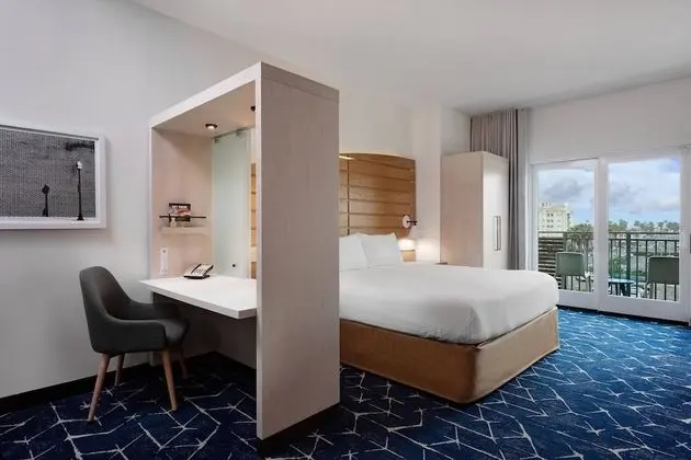 Premium Oda, 1 En Büyük (King) Boy Yatak, Sigara İçilmez, Balkon