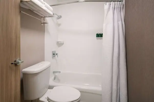 Oda, Birden Çok Yatak, Engellilere Uygun (Mobility Tub)