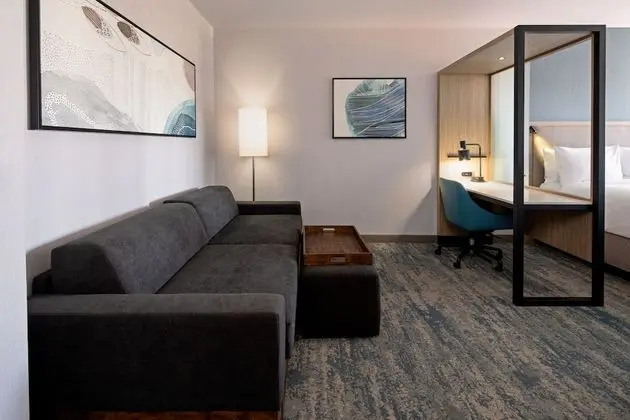 Süit, 1 En Büyük (King) Boy Yatak, Sigara İçilmez (1 King and 1 Trundle bed)