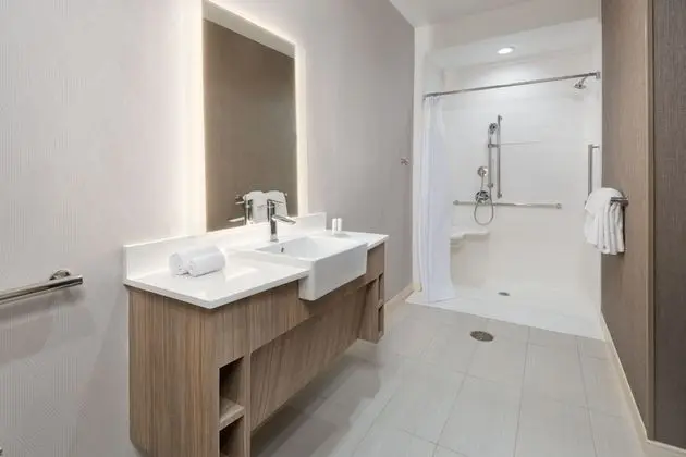 Süit, 1 En Büyük (King) Boy Yatak ve Çekyat