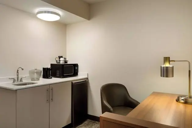 Süit, Birden Çok Yatak (Mobility/Hearing Accessible, Tub)