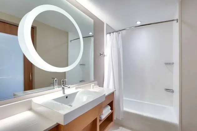 Süit, Birden Çok Yatak (Mobility/Hearing Accessible, Tub)