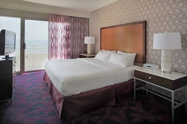 Stüdyo, 1 En Büyük (King) Boy Yatak ve Çekyat, Balkon, Okyanusa Sıfır (Balcony)