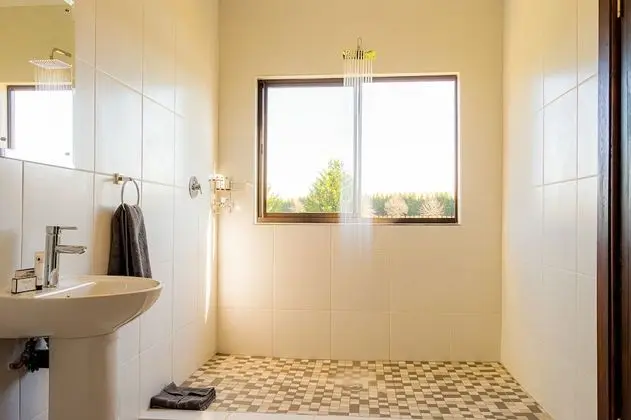 Luxury Tek Büyük Yataklı Oda