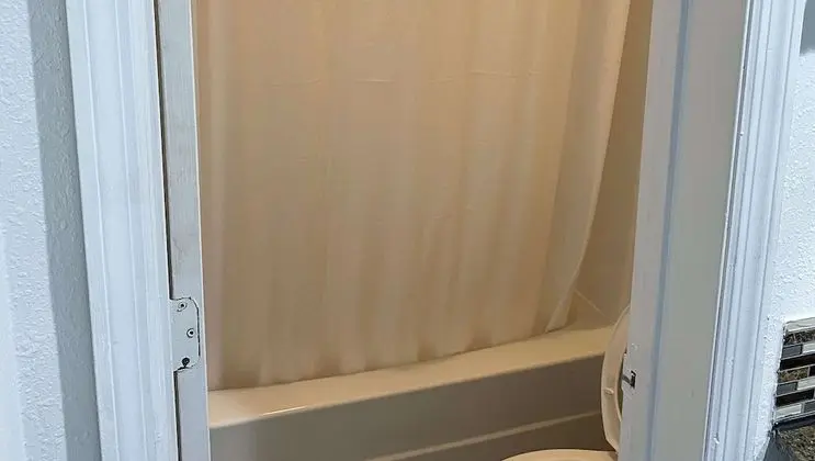 Oda, 1 En Büyük (King) Boy Yatak, Sigara İçilmez, Mikrodalga