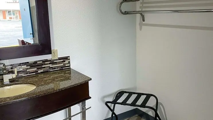 Oda, 1 En Büyük (King) Boy Yatak, Sigara İçilmez, Mikrodalga