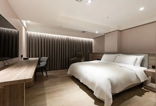 Deluxe Tek Büyük Yataklı Oda