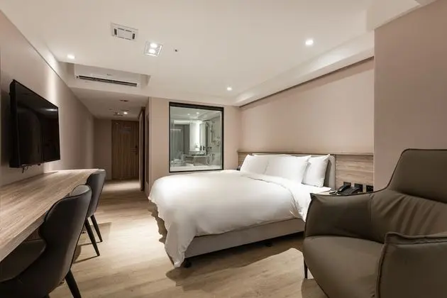 Deluxe Tek Büyük Yataklı Oda