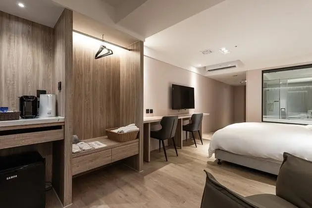 Deluxe Tek Büyük Yataklı Oda