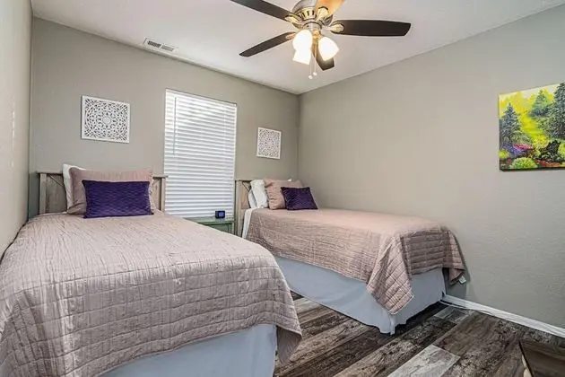Daire (Spruce Valley - AMAZING BRANSON VIEWS)