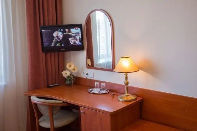 Tek Büyük Yataklı Oda, 1 En Büyük (King) Boy Yatak