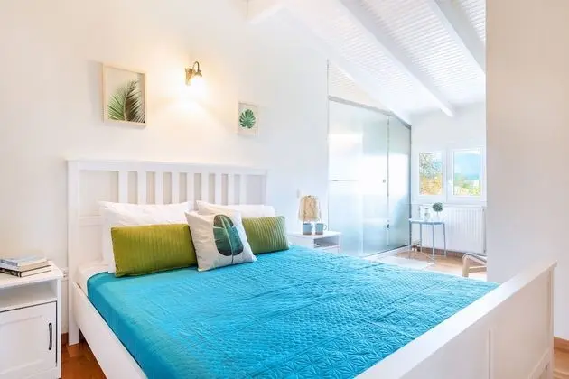 Deluxe Villa, 6 Yatak Odası, Kişiye Özel Havuzlu, Bahçe Manzaralı