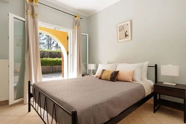 Deluxe Villa, 6 Yatak Odası, Kişiye Özel Havuzlu, Bahçe Manzaralı