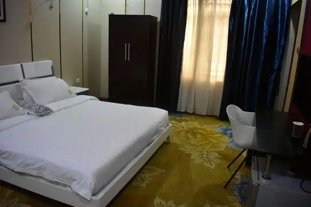Deluxe Tek Büyük Yataklı Oda