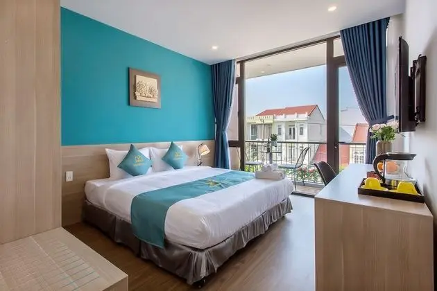 Deluxe Oda, Balkon, Şehir Manzaralı