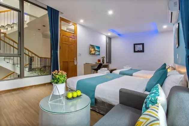 Deluxe Üç Kişilik Oda, Şehir Manzaralı