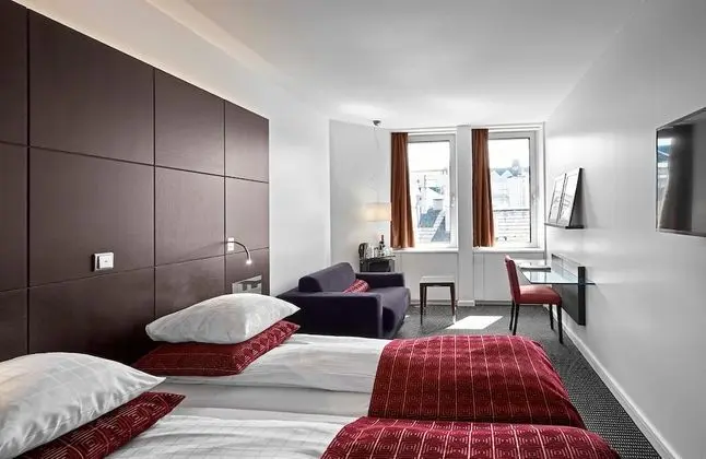 Luxury Connecting Room
