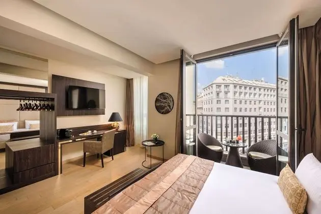 Exclusive Tek Büyük veya İki Ayrı Yataklı Oda, Balkon, Şehir Manzaralı