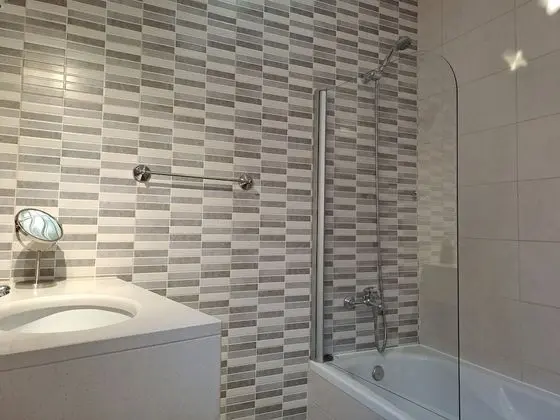 Tek Büyük Yataklı Oda, Birden Çok Yatak Odası