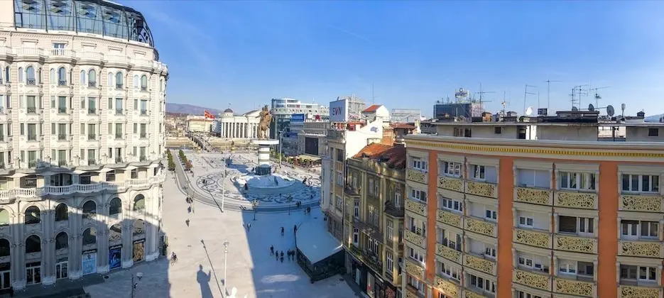 Oda, 4 Yatak Odası, Teras