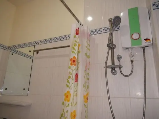 Standard Dört Kişilik Oda, 1 Çift Kişilik Yatak ve Çekyat, Bahçe Manzaralı