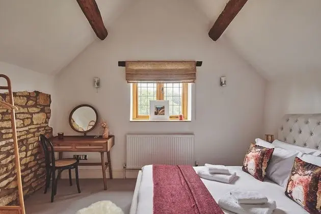Luxury Kır Evi, Banyolu/Duşlu (Squirrel Barn)