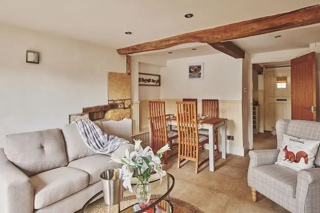 Luxury Kır Evi, Banyolu/Duşlu (Squirrel Barn)
