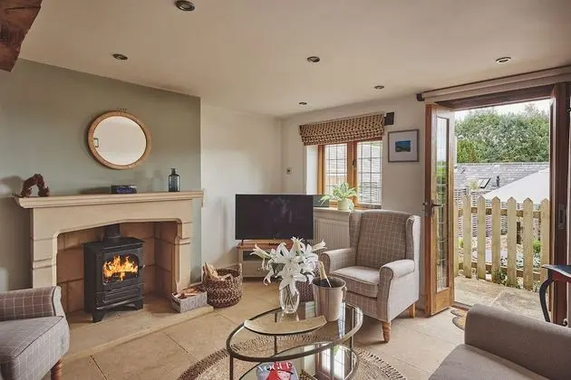 Luxury Kır Evi, Banyolu/Duşlu (Squirrel Barn)
