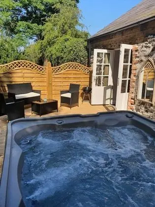 Açık spa küveti