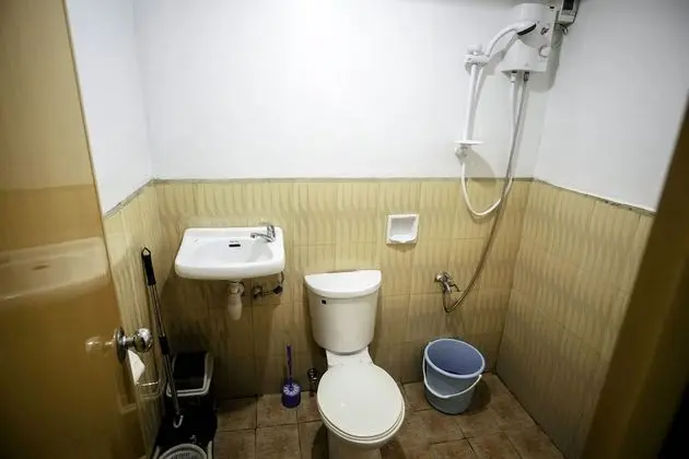 Ortak Ranzalı Oda, Sadece kadınlar için