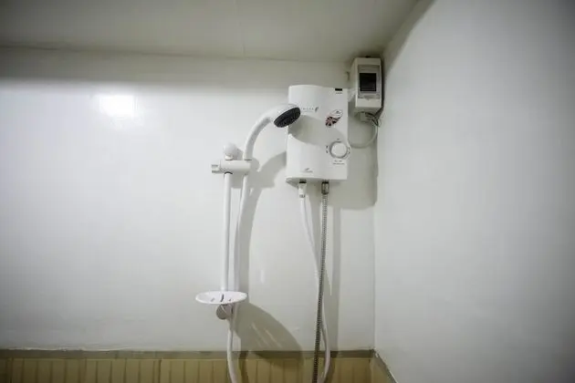 Ortak Ranzalı Oda, Sadece kadınlar için
