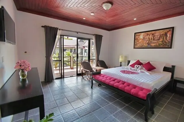 Deluxe Double Terrace Country View Free Airport Pick up