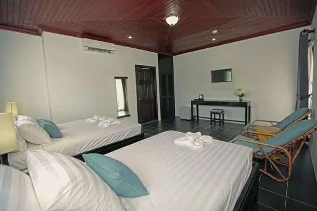 Deluxe Family Suite Pool View Free Airport Pick up