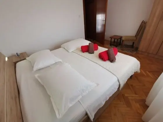 Apart Daire (Srđan - 10 m from the beach - A2(2+1)