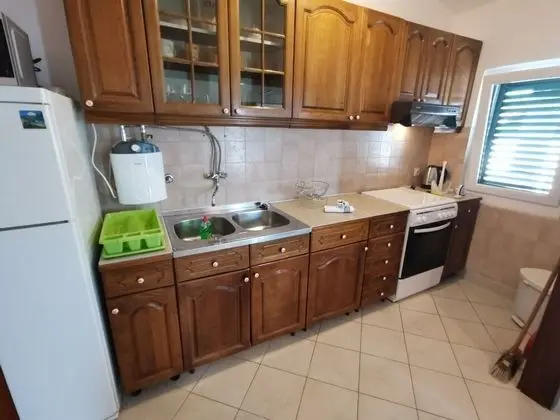 Apart Daire (Srđan - 10 m from the beach - A2(2+1)