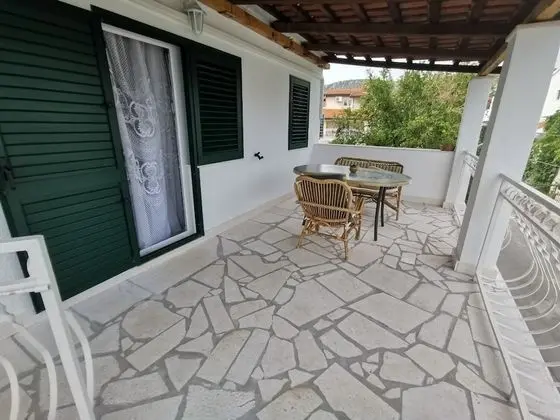 Apart Daire (Srđan - 10 m from the beach - A2(2+1)