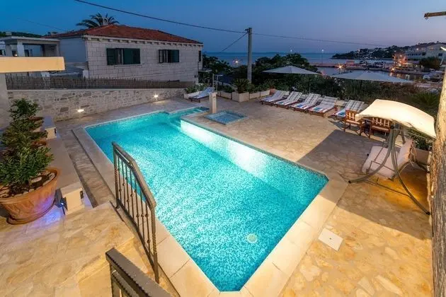 Ev (Srdjan - with pool - H(10))