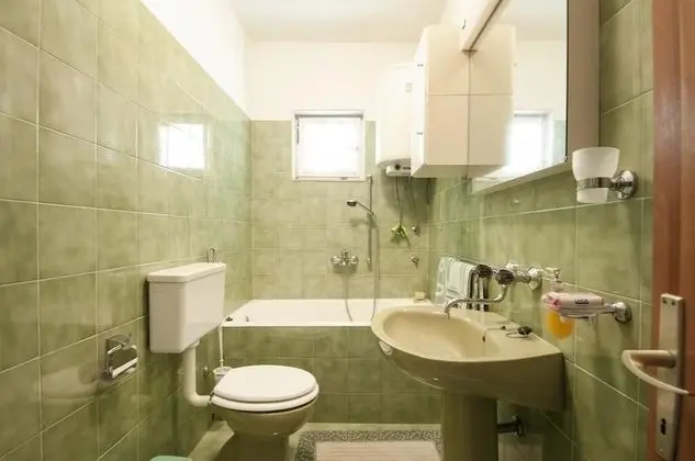 Apart Daire (Sreca - 150m from the beach - A1 - Ze)