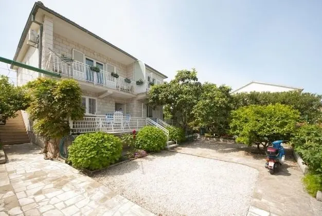 Apart Daire (Sreca - 150m from the beach - A1 - Ze)