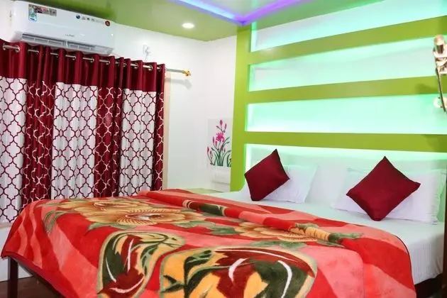 Deluxe Tek Büyük Yataklı Oda, Göl Manzaralı