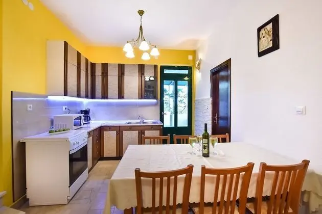 Apart Daire (Sretan - A1-Rogač(5+1))