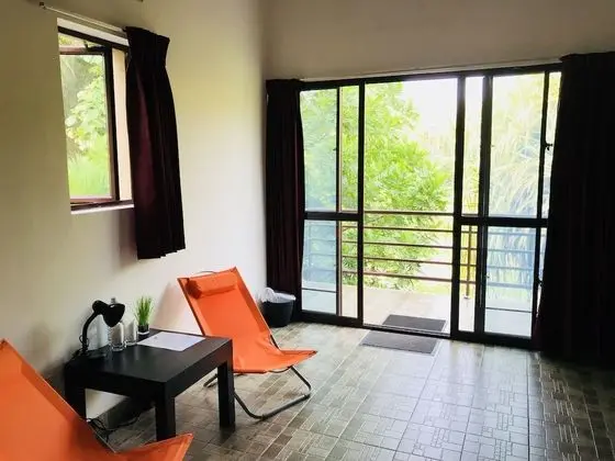 Deluxe Tek Büyük Yataklı Oda, Sigara İçilebilir, Göl Manzaralı